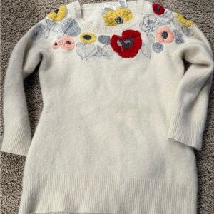 Sleeping on Snow Floral Embroidered Women's Sweater
